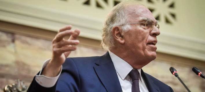 Υπό διάλυση η ΚΟ της Ένωσης Κεντρώων: Aπώλεια 6 βουλευτών